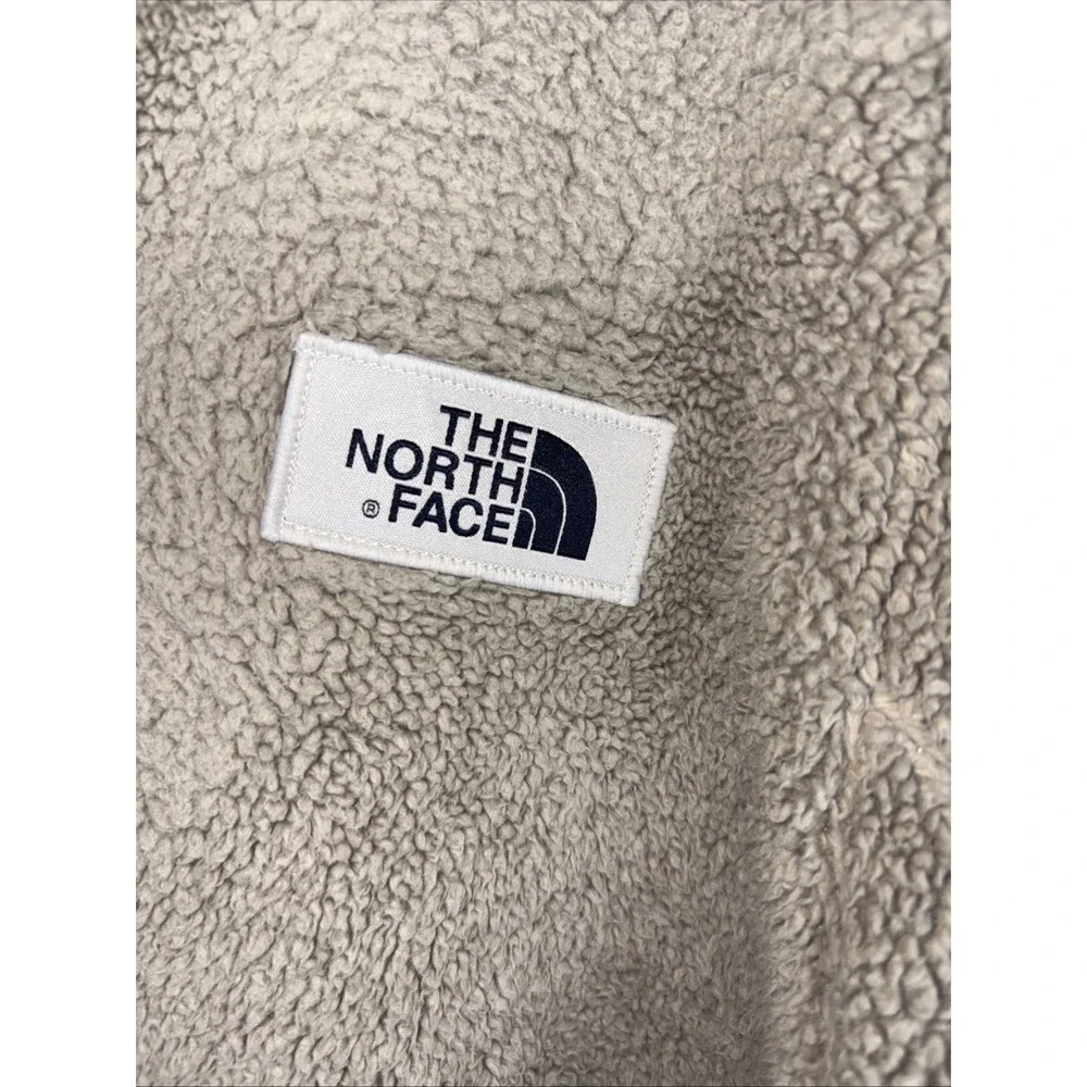 The North Face Size Large Sherpa Fleece Tan Kangaroo Pocket Gorpcore‎